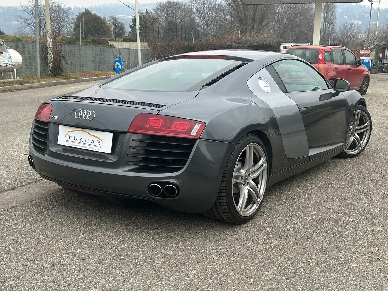 Audi R8 Plus 4.2 FSI #8771