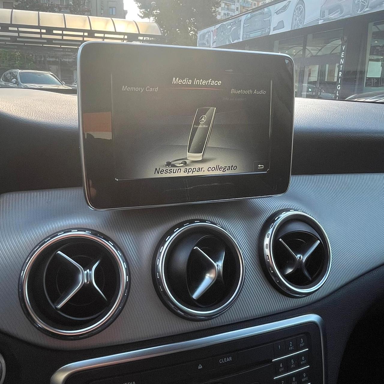 Mercedes-benz GLA 200 d Premium