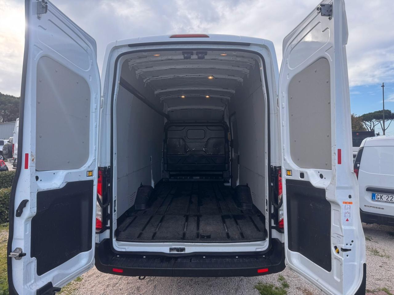 FORD TRANSIT L4H3 2.0TDCI 170CV E6D-I 2023