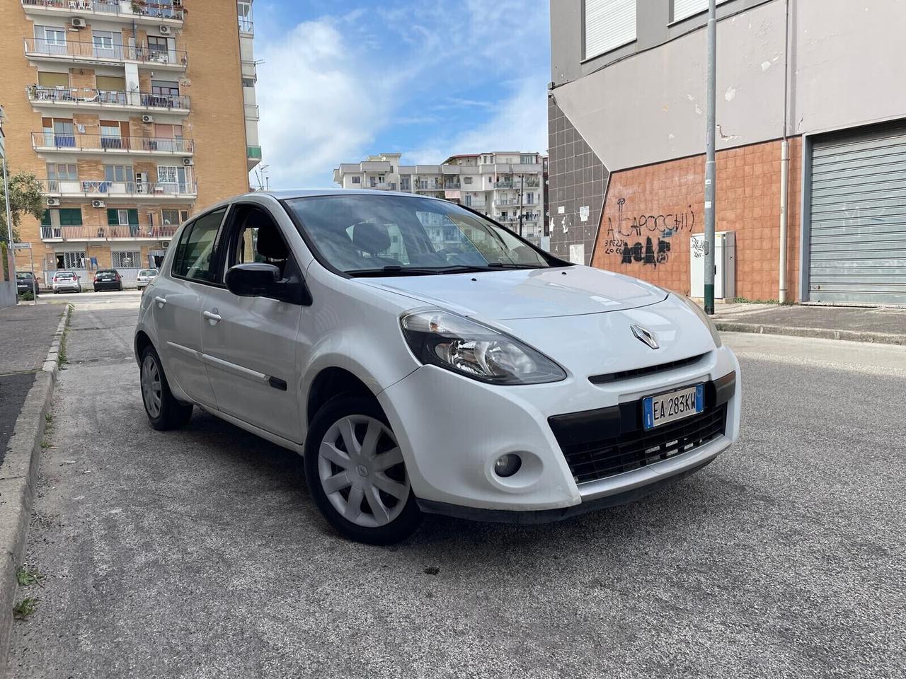 Renault Clio 1.2 16V 5 porte Confort