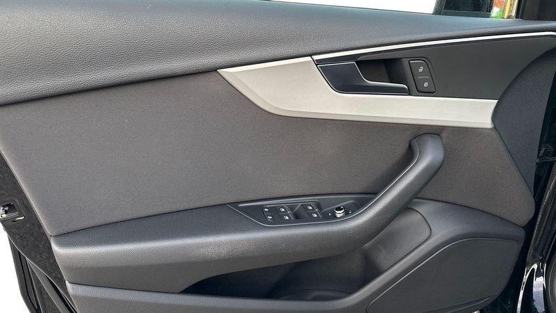 Audi A4 Avant 35 2.0 TDI mHEV 163cv Business S tronic