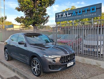 Maserati Levante 3.0 V6 250cv Diesel AWD