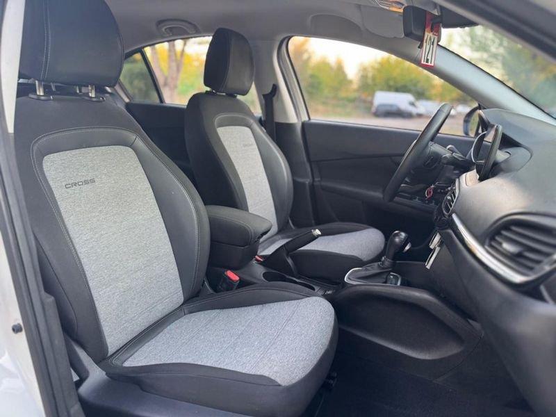 FIAT Tipo 1.5 Hybrid DCT 5 porte Cross