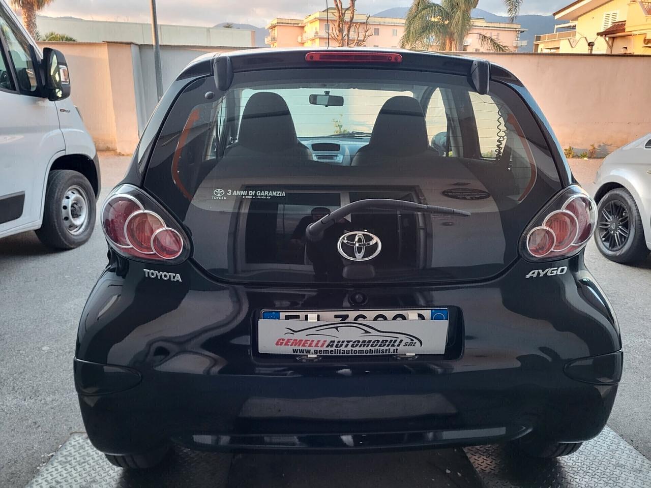 Toyota Aygo 1.0 12V VVT-i 5 porte 04/2011KM 103000