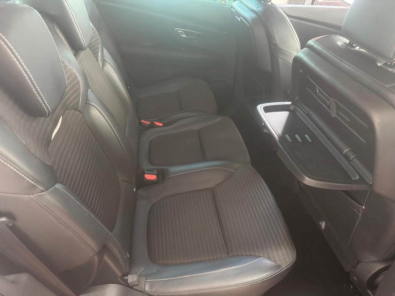 Renault Scenic Scénic dCi 8V 110 CV EDC Energy Intens