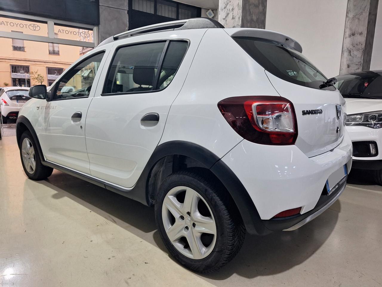 Dacia Sandero Stepway 900 GPL (NUOVO) 90cv Prestige