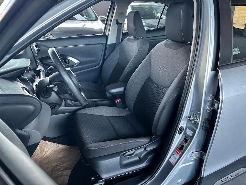 Toyota Yaris Cross 1.5 Hybrid . E-CVT Active