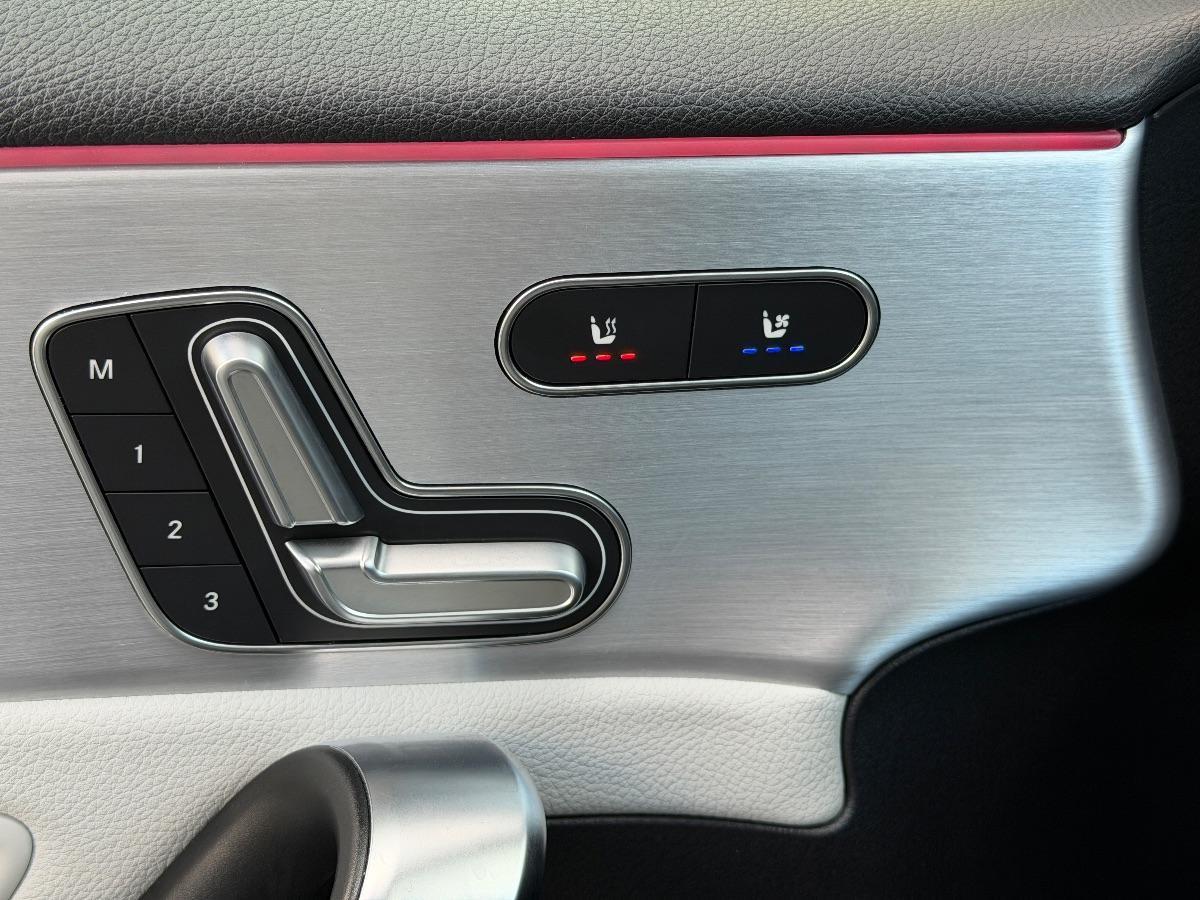 Mercedes Classe A Sedan 220d Premiumg AMG Night Editon 190CV