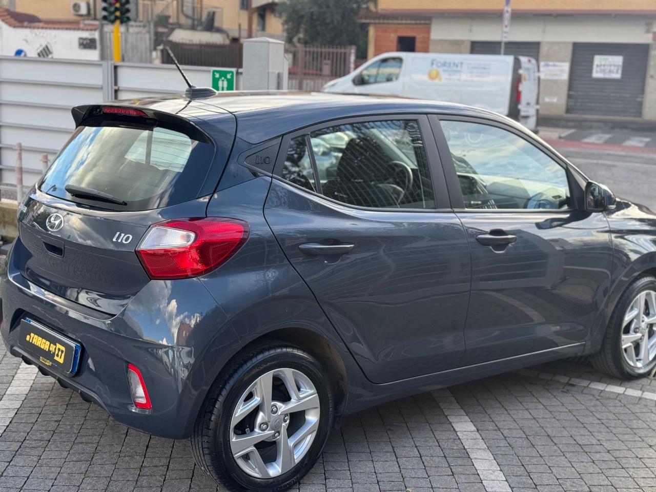 Hyundai i10 1.0 Tech GARANTITA PREZZO REALE