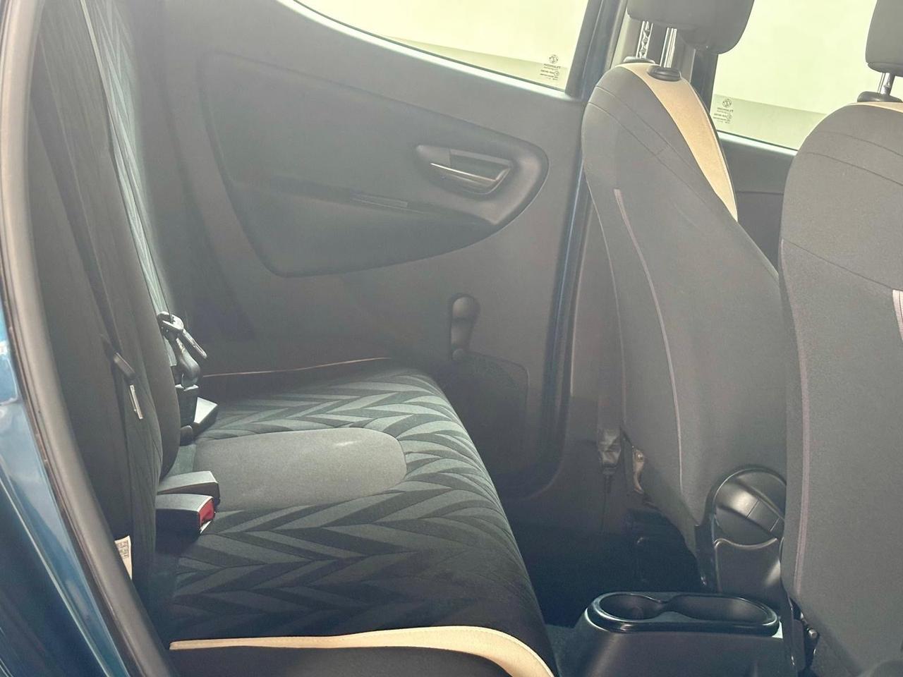 Ypsilon 1.2 69 CV 5P Platinum