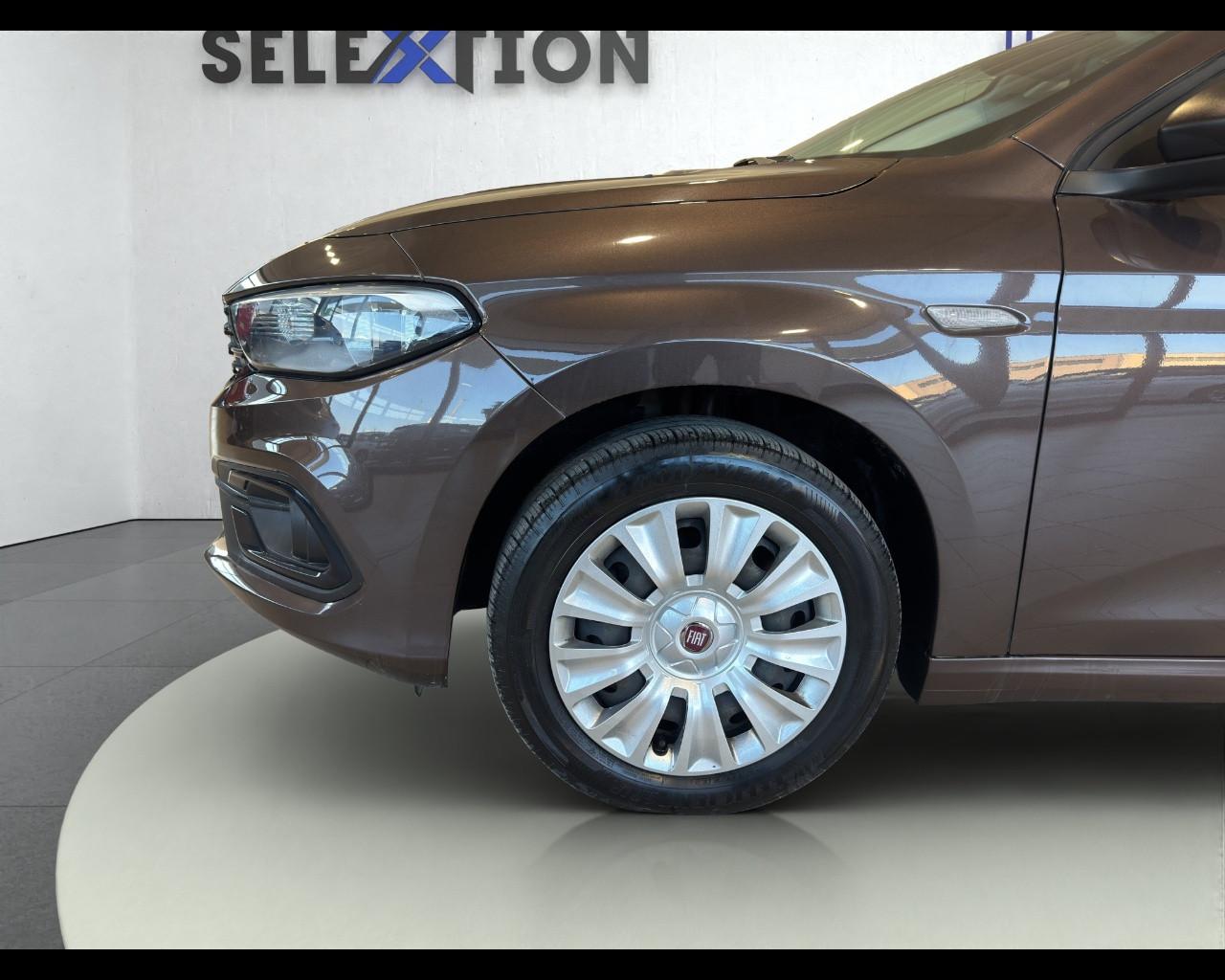 FIAT Tipo Hatchback My21 Hb Tipo 1,3 95cv Ds