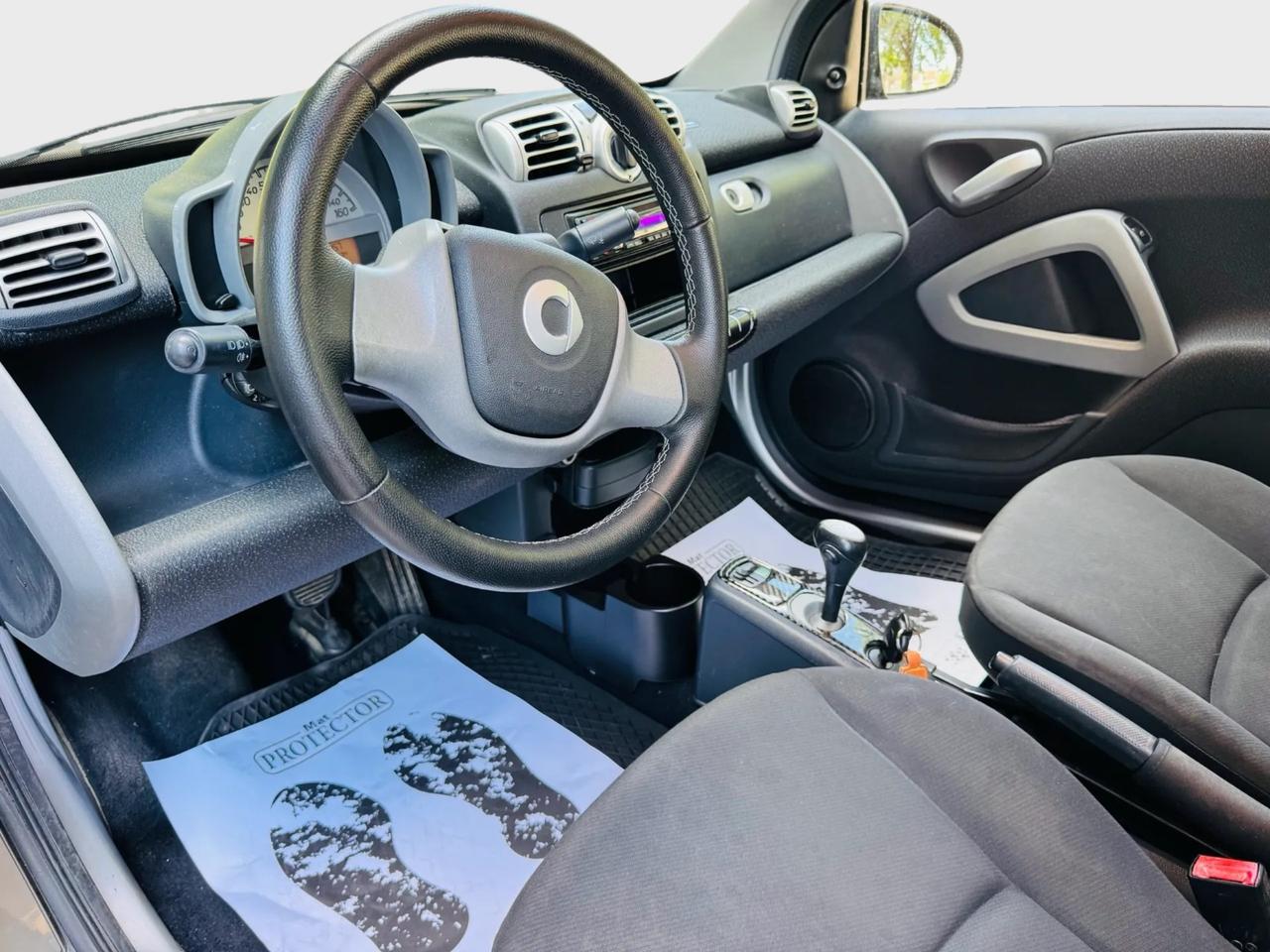 Smart ForTwo 1.0 passion anno 2010 segna 300.000km