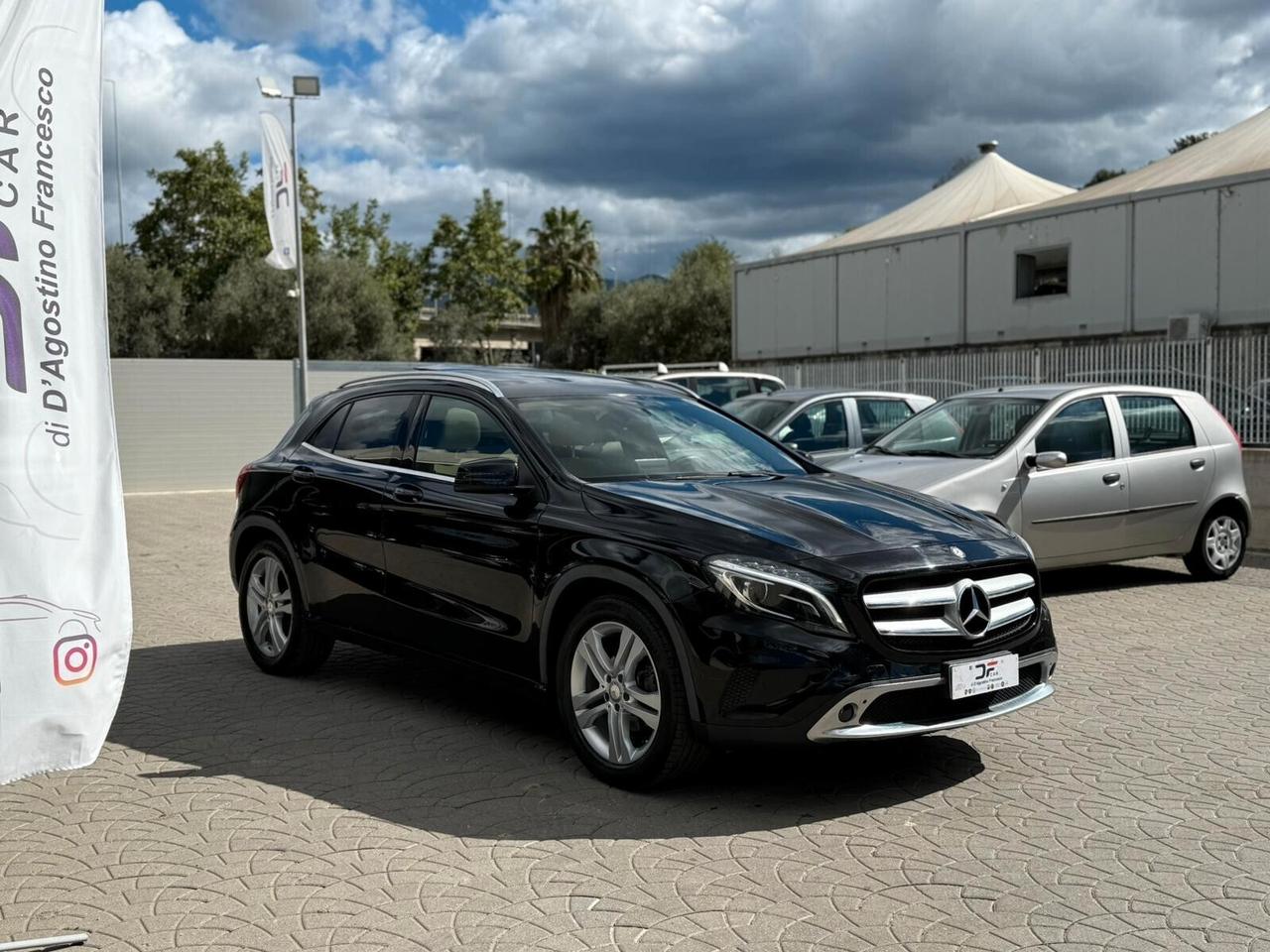 Mercedes-benz GLA 180 d Premium