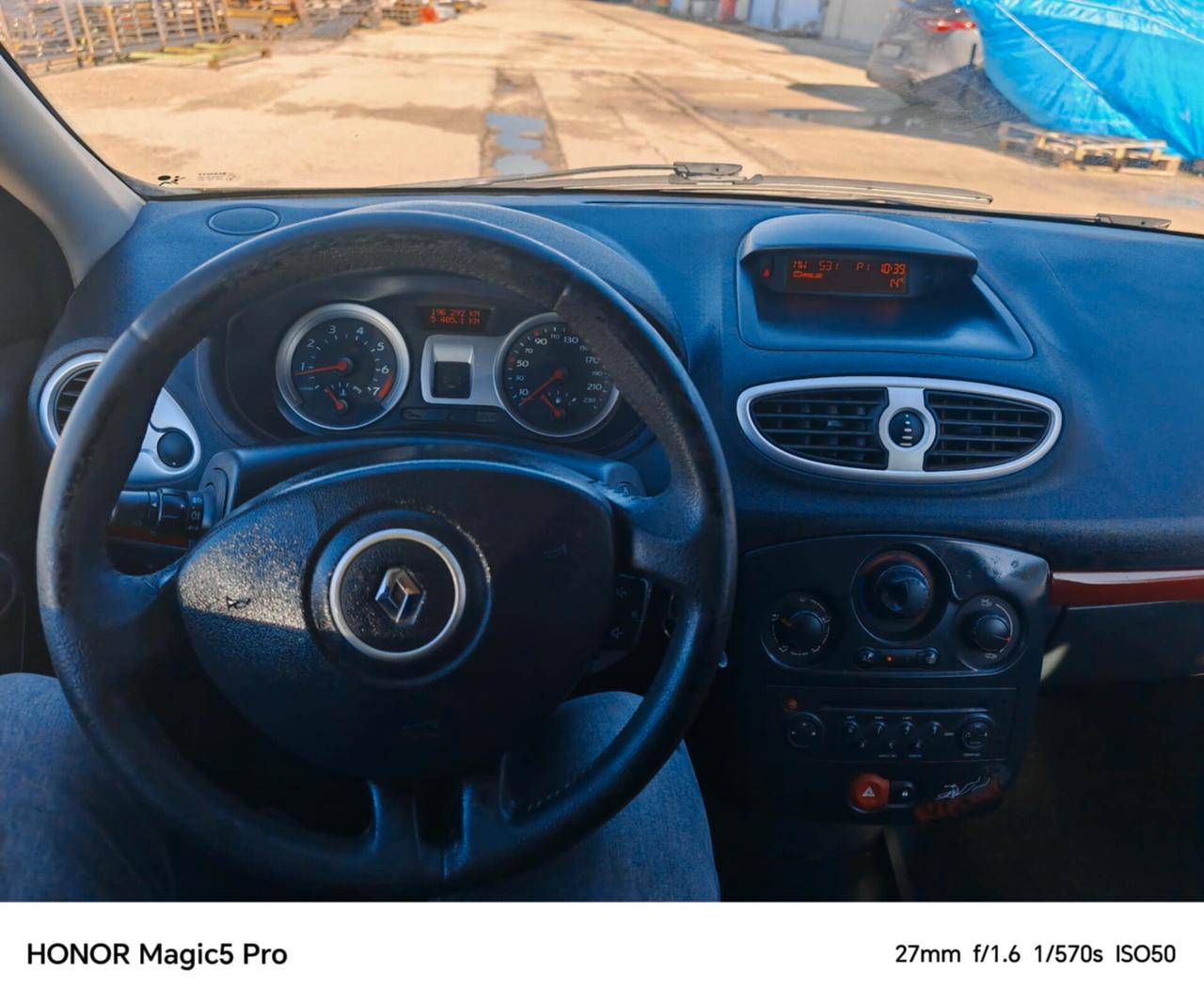 Renault Clio 1.2 16V 5 porte Dynamique