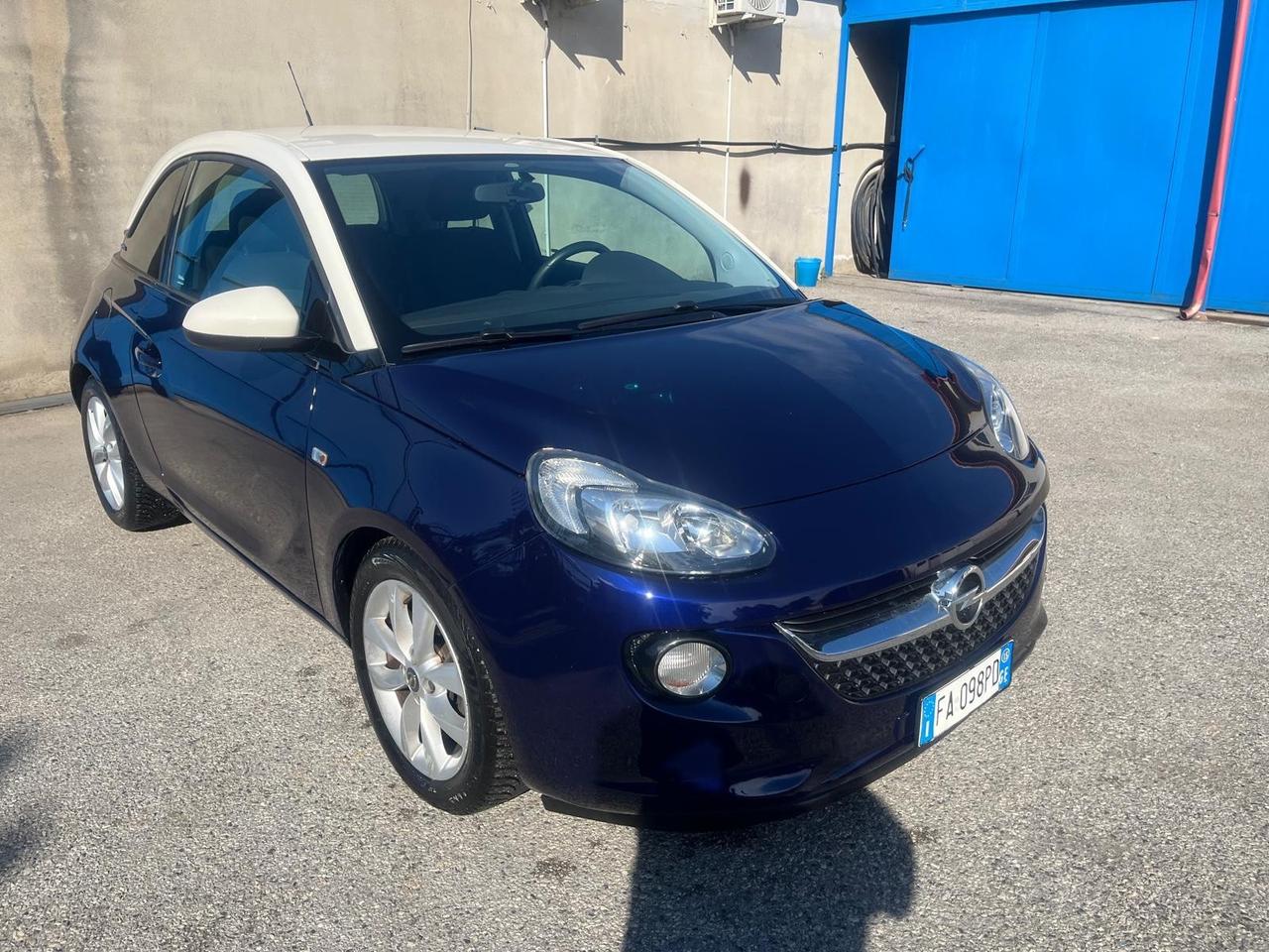 Opel adam 1.2 benz- full- km 77000-2015