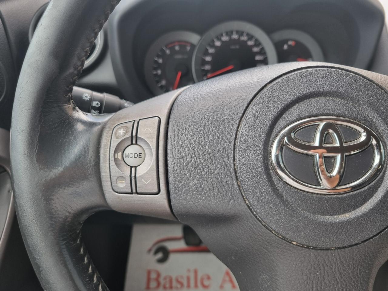 Toyota RAV 4 RAV4 2.2 D-4D 136 CV Luxury