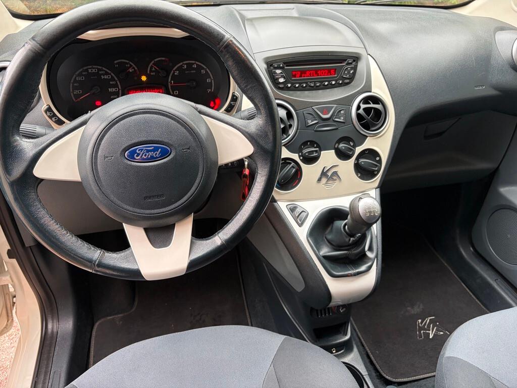 Ford Ka 1.2 8V 69CV Titanium