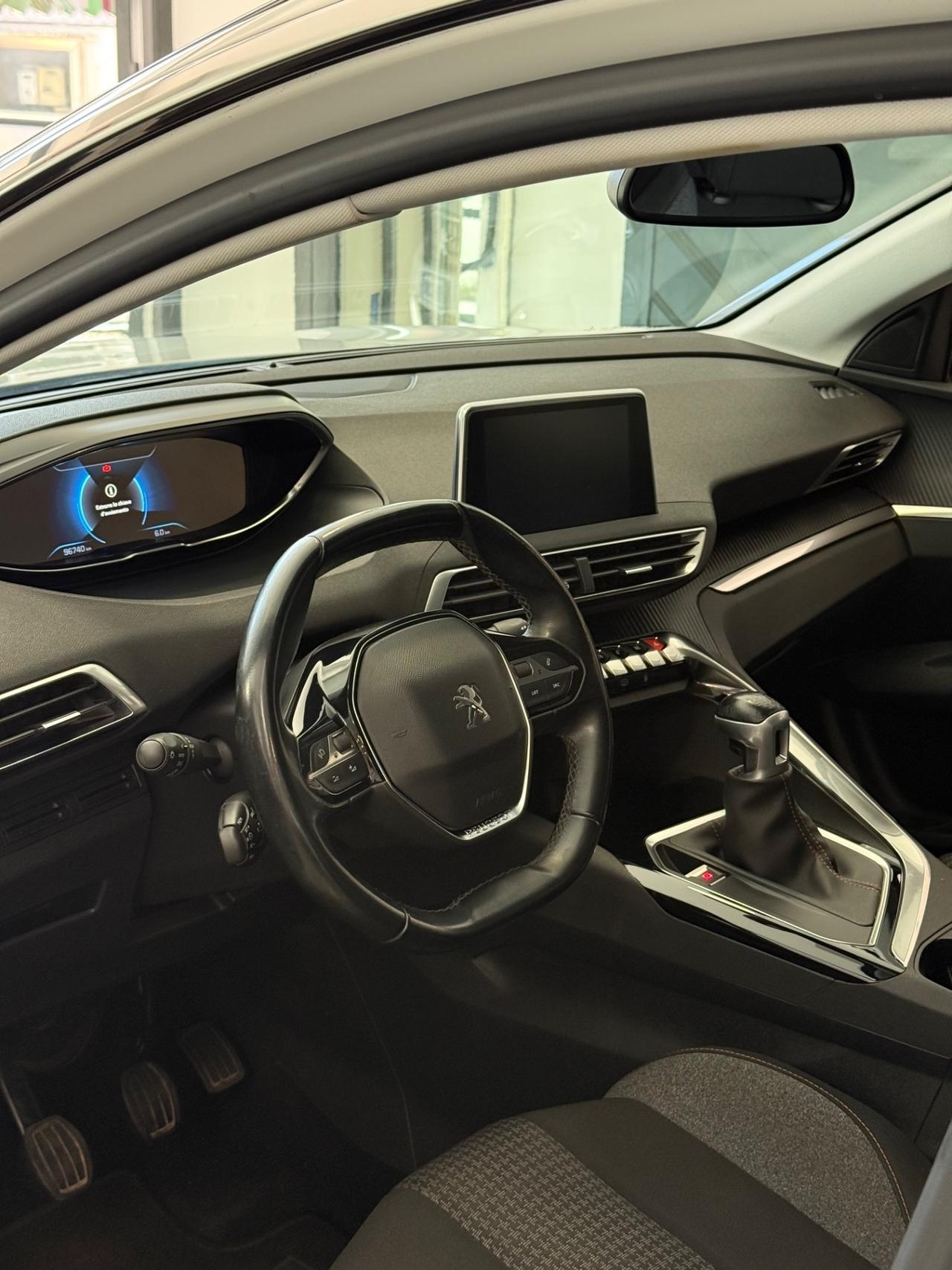 Peugeot 3008 BlueHDi 130 S&S Allure