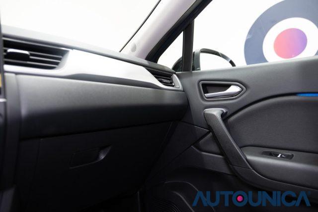 RENAULT Captur FULL HYBRID E-TECH 145 CV INTENS NEOPATENTATI