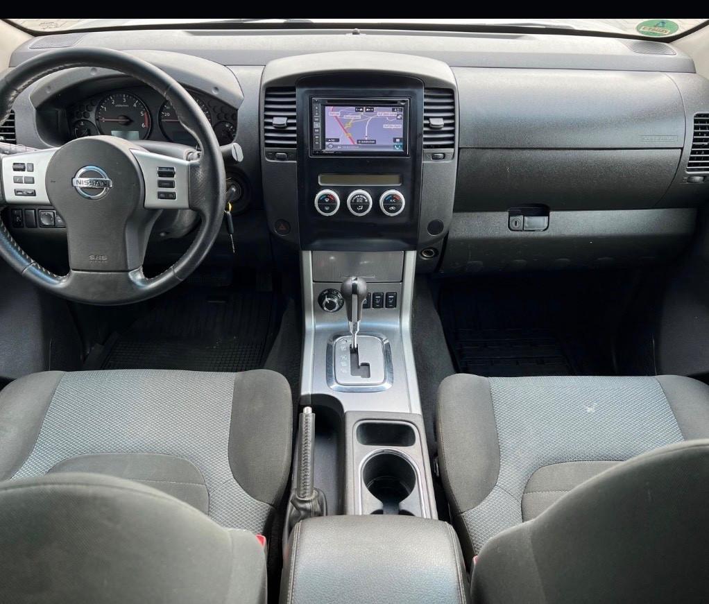 Nissan Navara 2.5 dCi Aut. 190CV 4 porte Double Cab LE Plus