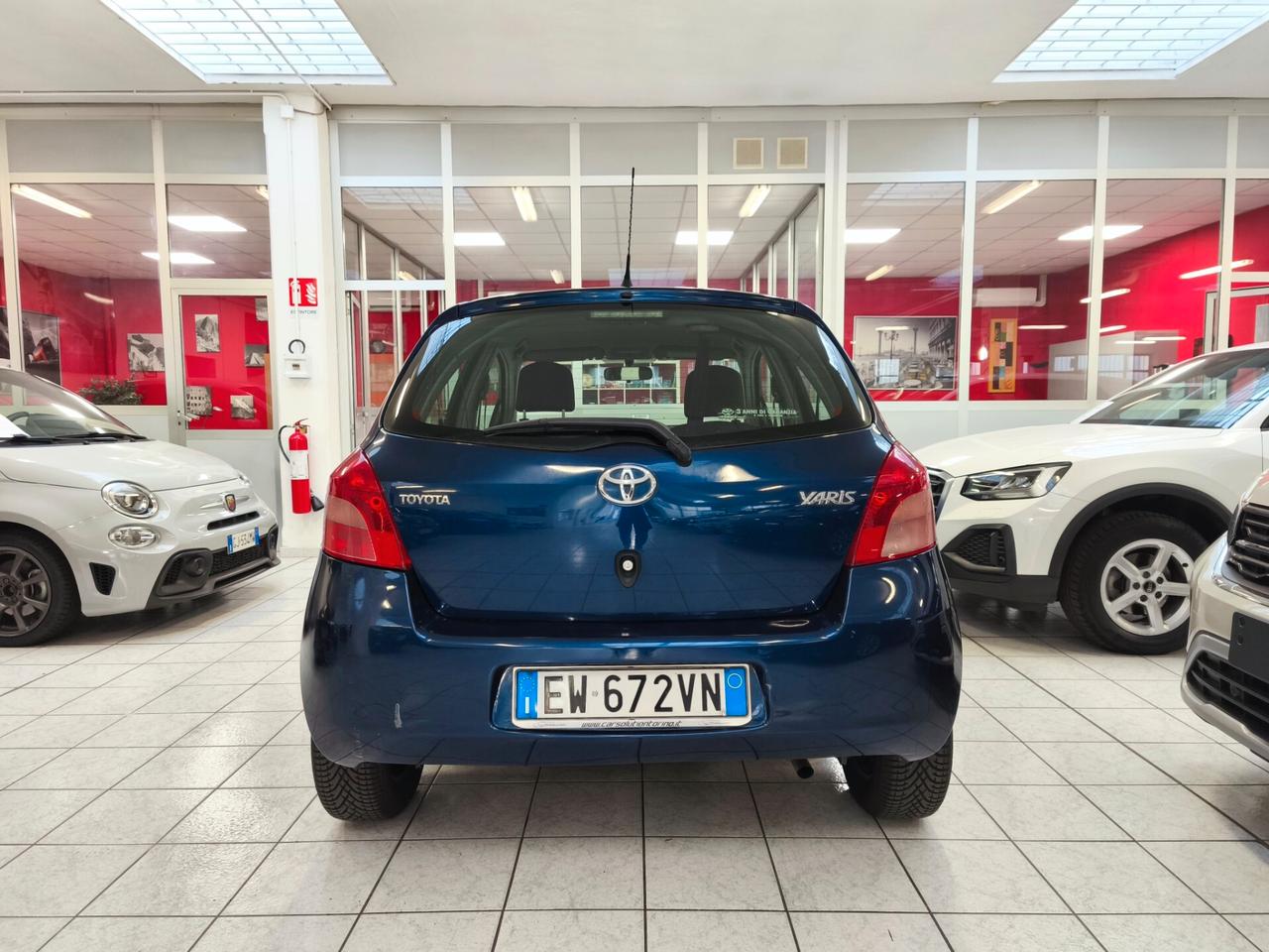 Toyota Yaris 1.0 5 porte