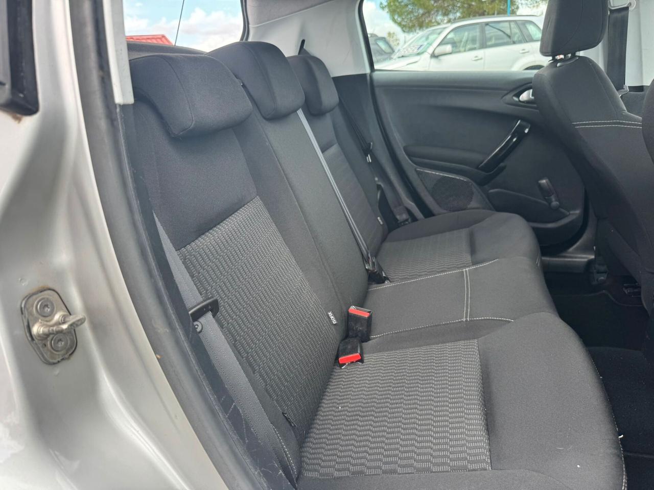 Peugeot 208 1.2 GPL 5 PORTE 17 SOLO 127.000 KM