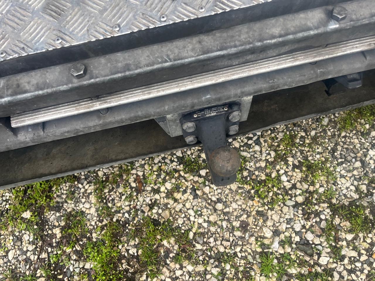 Iveco Carroattrezzi chiuso Daily Motore RIFATTO