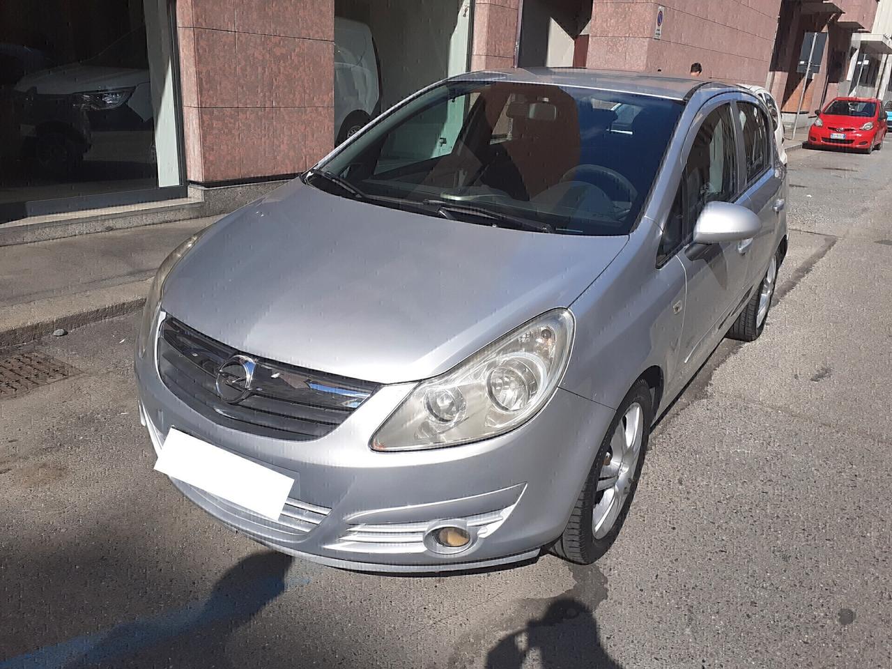 Opel Corsa - Fino a 2 anni di garanzia