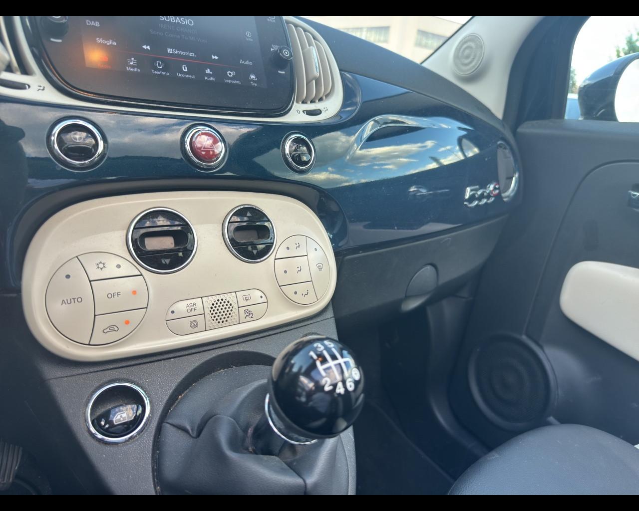 FIAT 500 (2015-2024) - 500 C 1.0 Hybrid Dolcevita