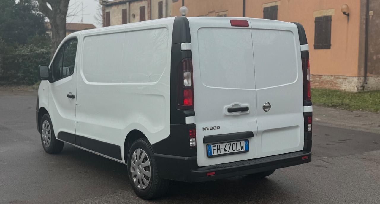 Nissan NV300