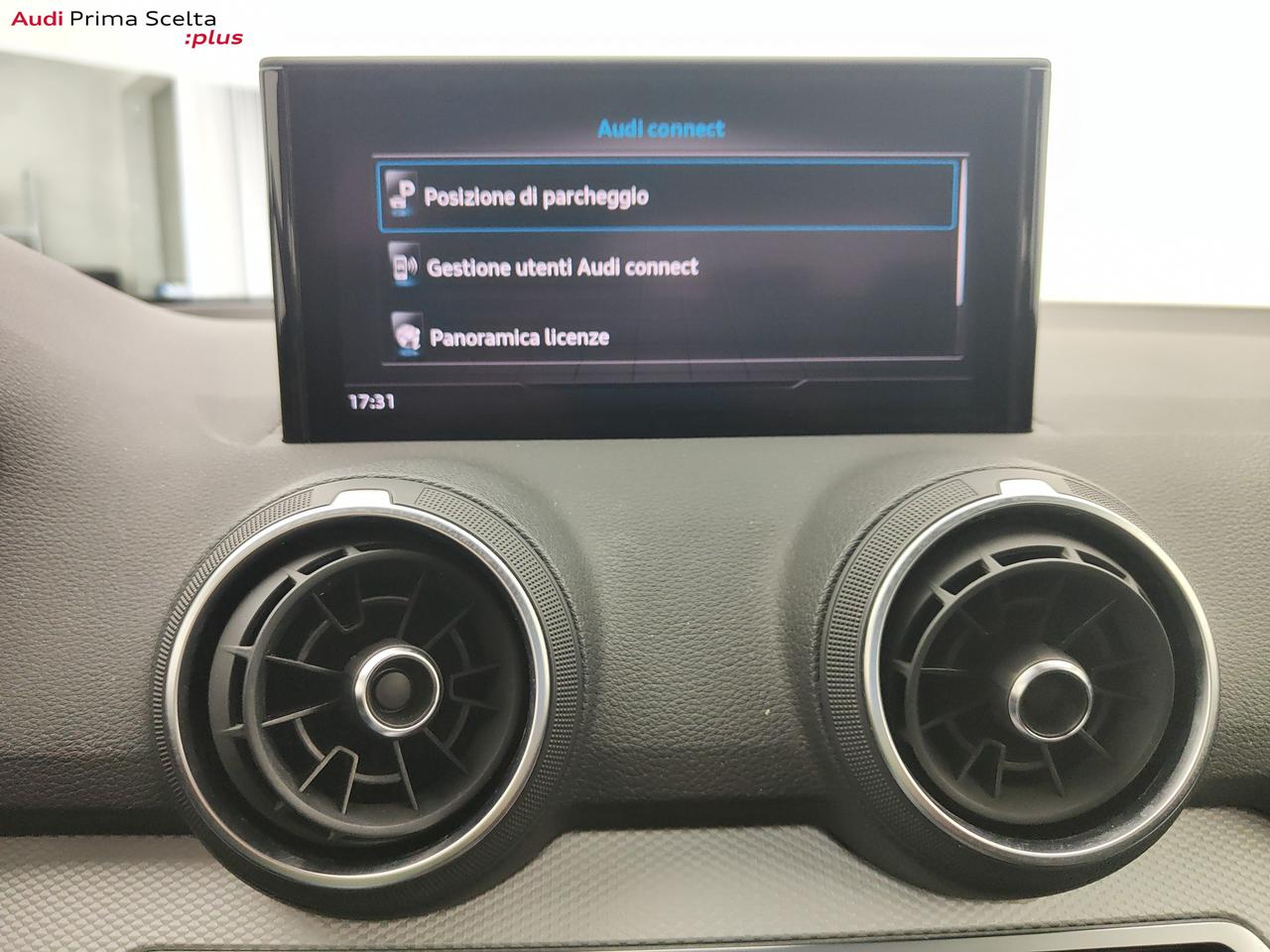AUDI Q2 - Q2 35 TFSI S tronic Business
