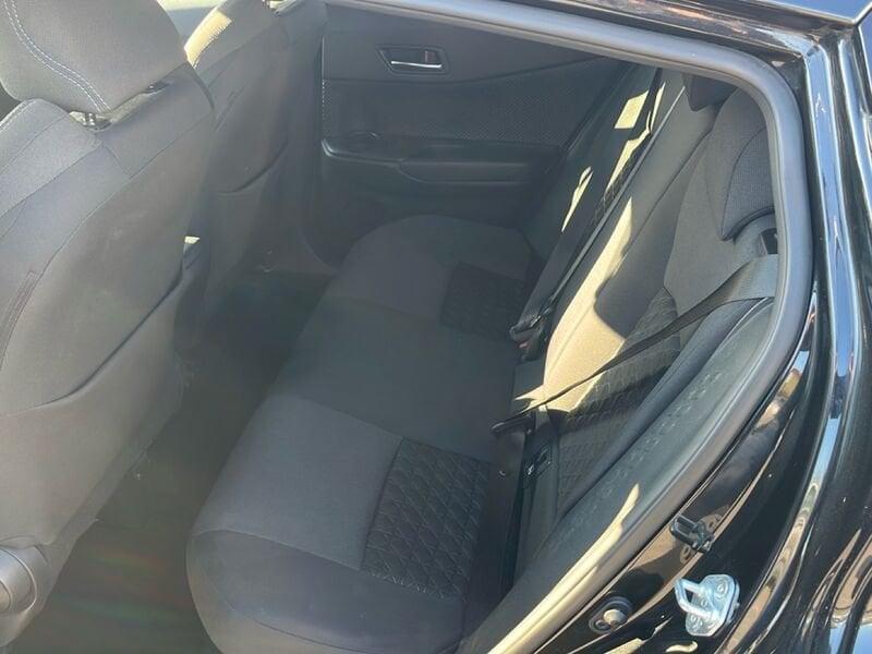 Toyota C-HR C-HR 1.8 Hybrid E-CVT Trend