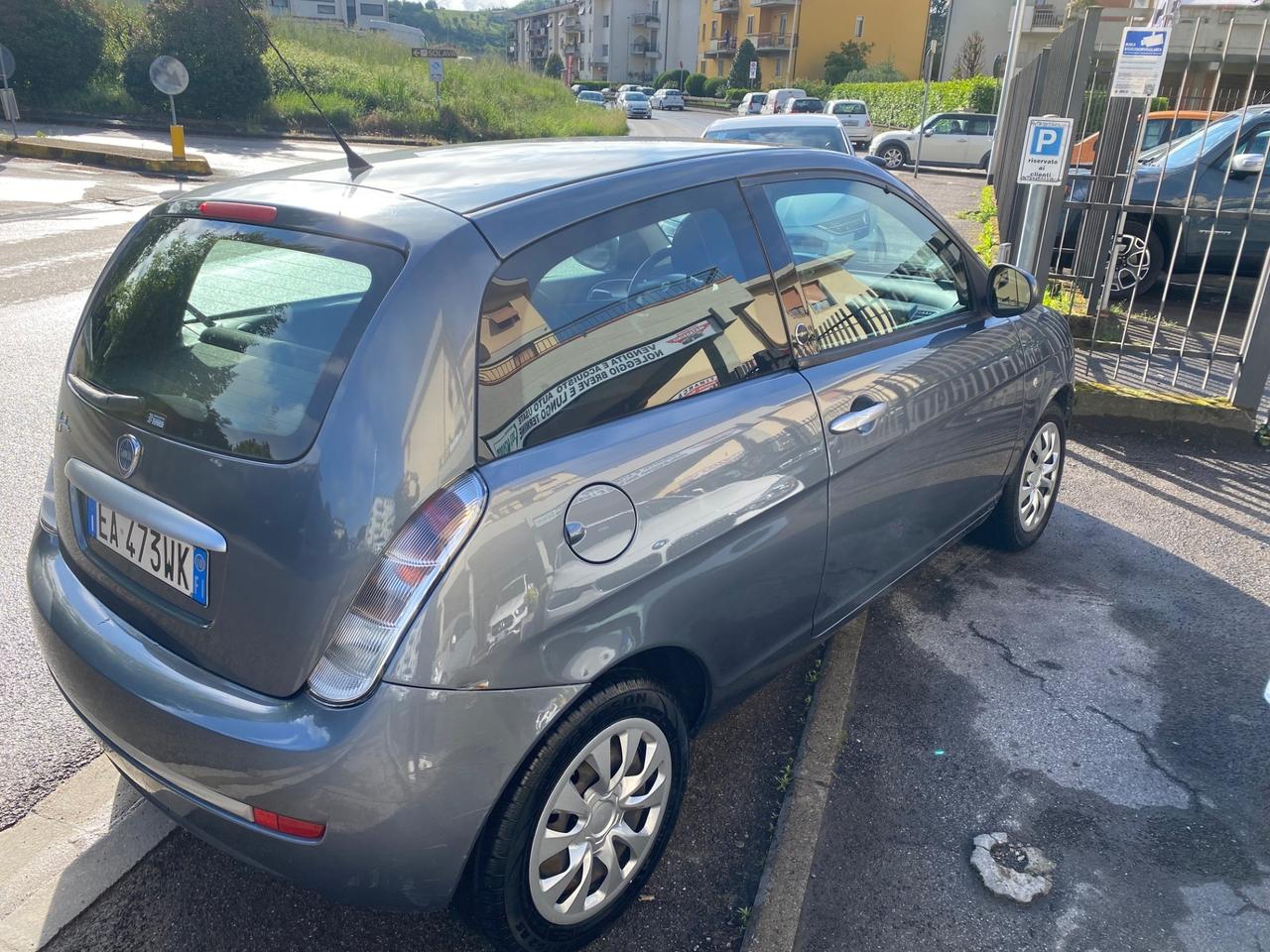 Lancia Ypsilon 1.4 Argento Ecochic GPL ok neopatentati
