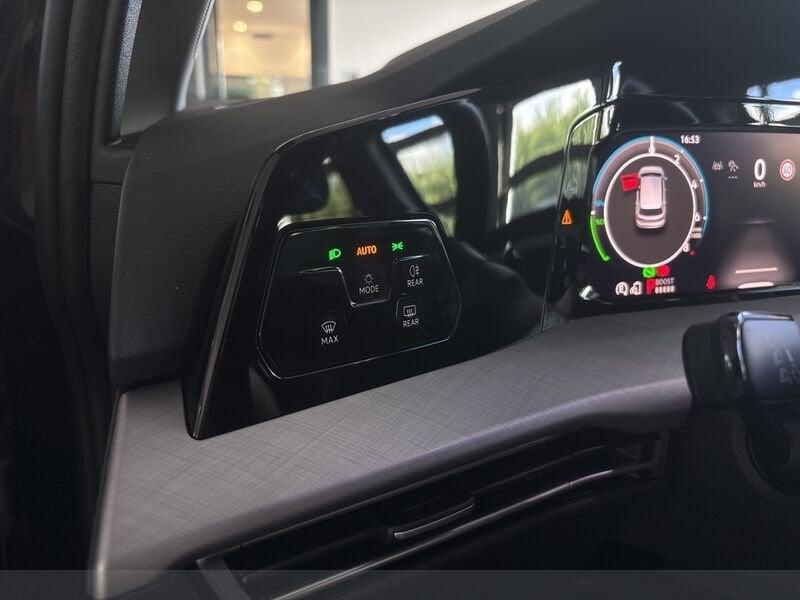Volkswagen Golf 1.5 TSI eHybrid EDITION PLUS DSG 204 CV