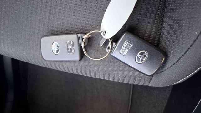 TOYOTA RAV 4 MY23 2.0 D-4D 2WD 20TH ANNIVERSARY
