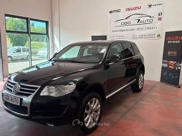 VOLKSWAGEN TOUREG 4X4 CAMBIO AUT. Diesel 3.0 CV 224 Km 131.707 certificati