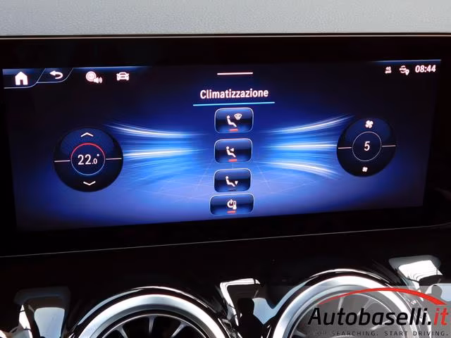 MERCEDES-BENZ GLA 180 D AMG LINE ADVANCED PLUS AUTOMATICA EURO 6E