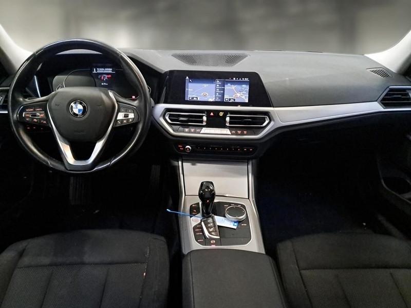 BMW 318 Business Advantage Touring auto