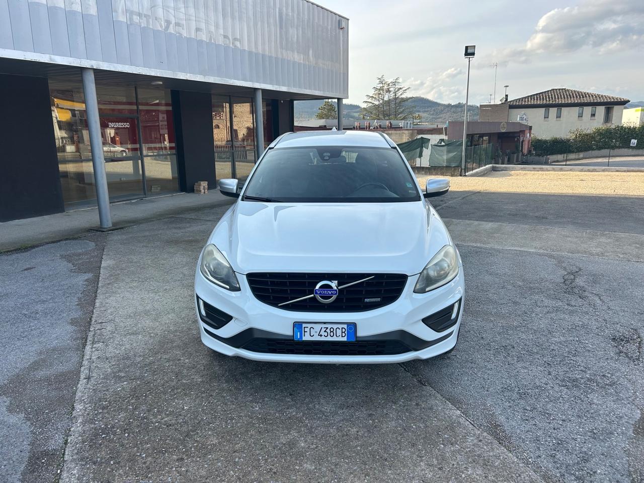 Volvo XC 60 XC60 D3 Geartronic R-design