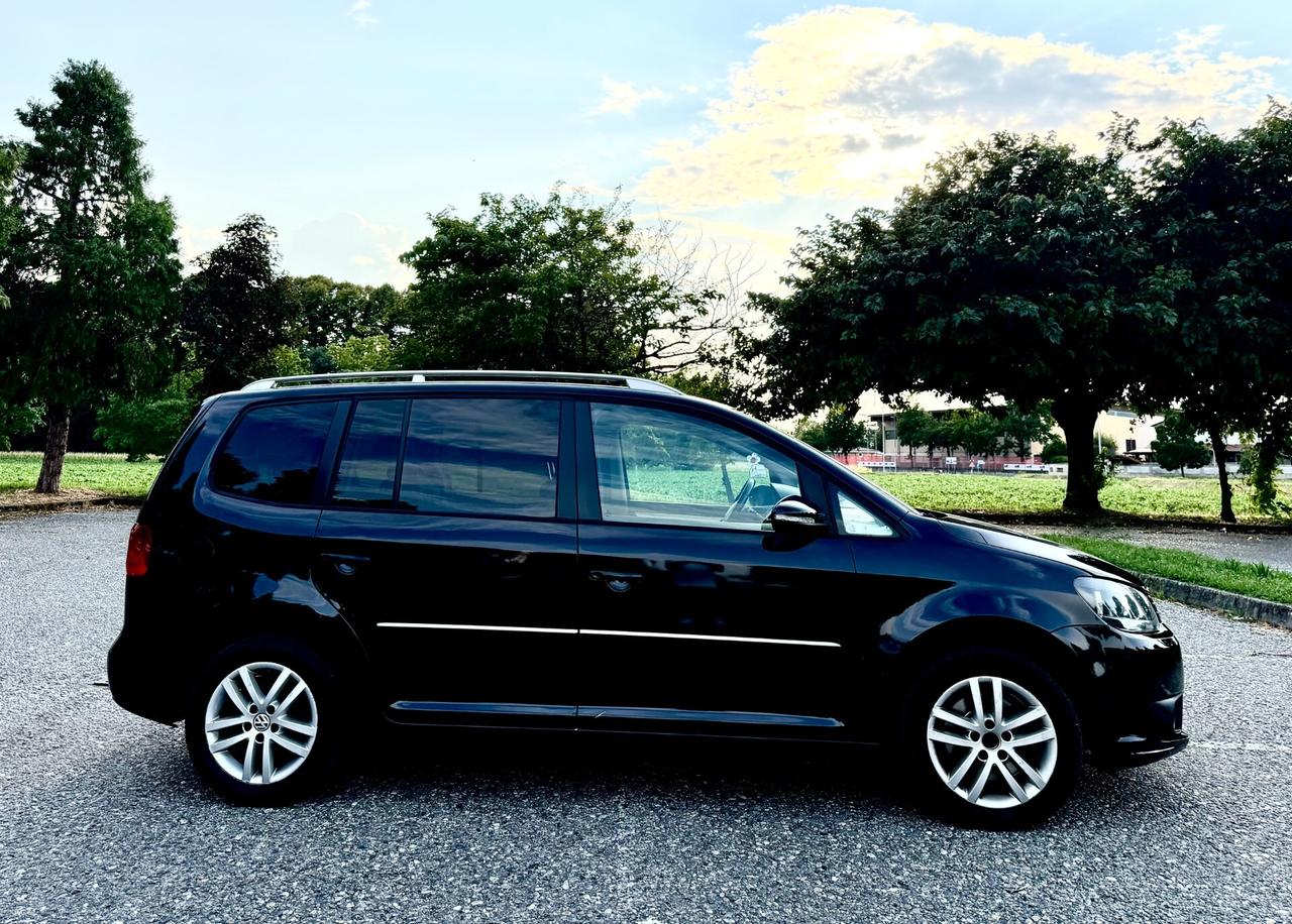 Volkswagen Touran 2.0 TDI 140 CV DSG Highline
