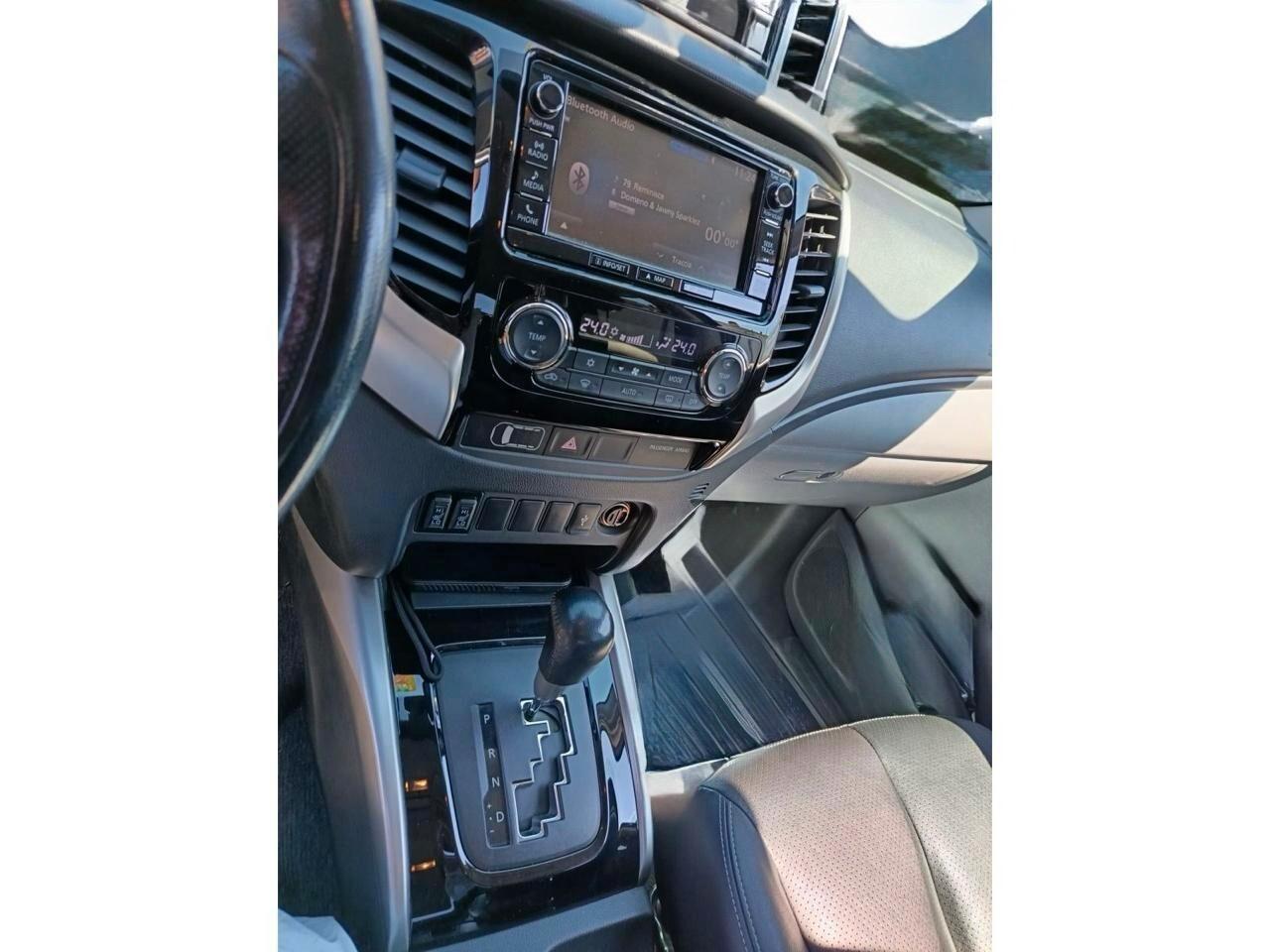 Mitsubishi L200 2.4 DI-D/181CV Double Cab
