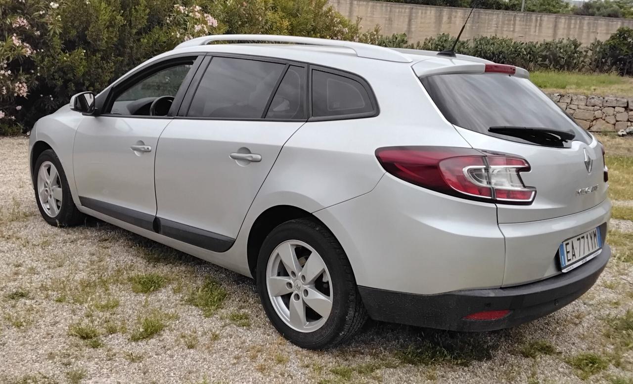 Renault Megane Mégane 1.5 dCi 110CV SporTour Confort