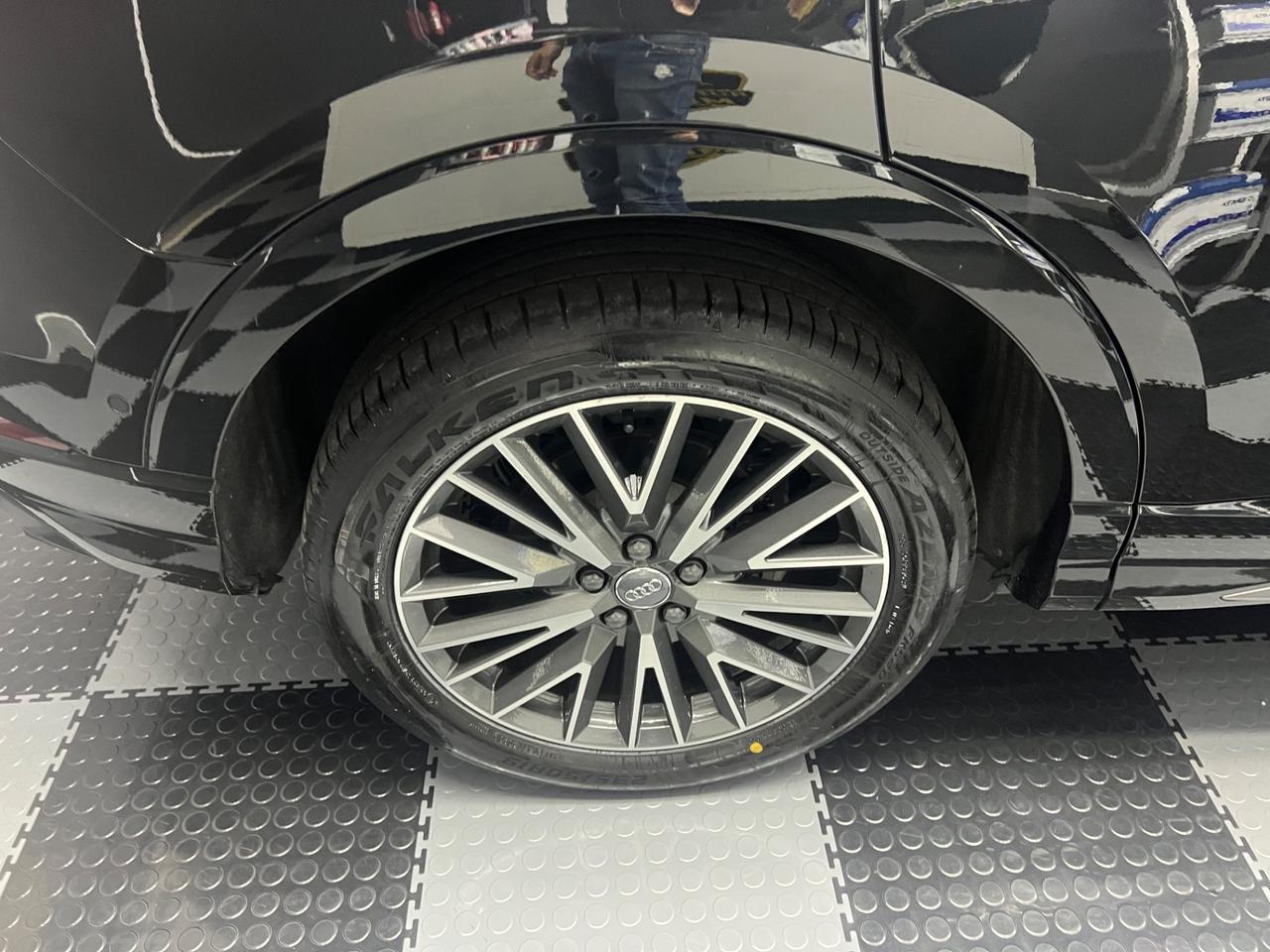 Audi Q3 35 TDI S tronic line edition