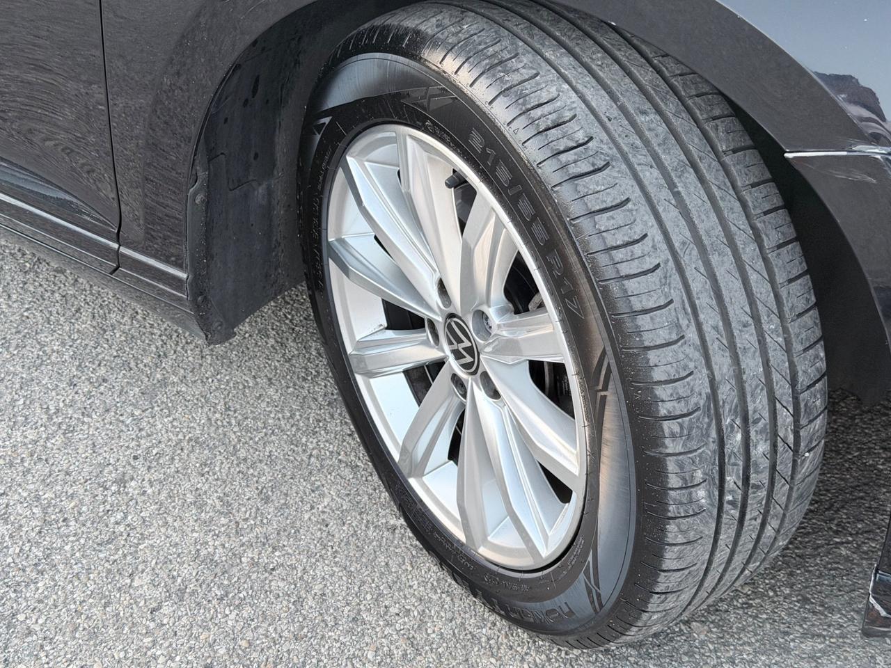 Volkswagen Passat 1.6 TDI 120CV NEOPATENTATI DSG EUR6