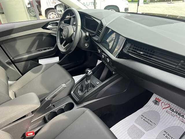 Audi A1 citycarver 30 TFSI S tronic Admired