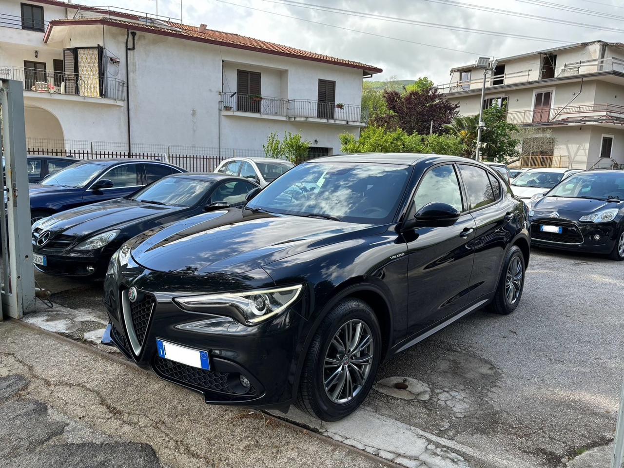 Alfa Romeo Stelvio 2.2 Turbodiesel 160 CV AT8 RWD Business