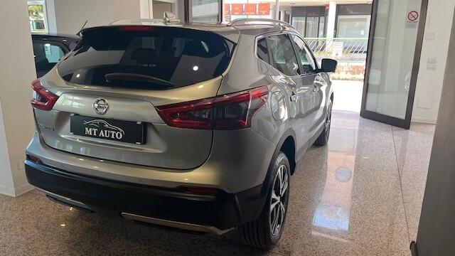 Nissan Qashqai 1.7 dCi 150 CV 4WD N-Connecta N1 Autocarro