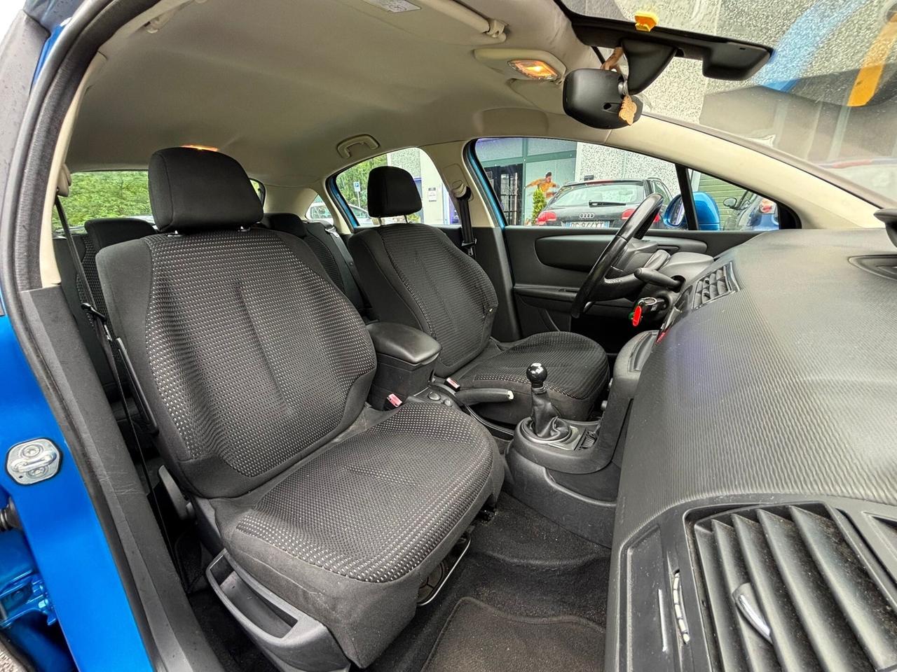 Citroen C4 1.4 16V VTR