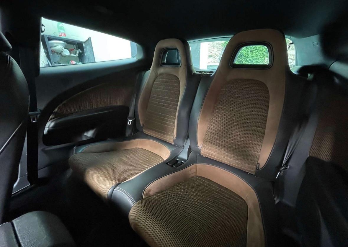 Volkswagen Scirocco 2.0 TDI 140CV GARANZIA