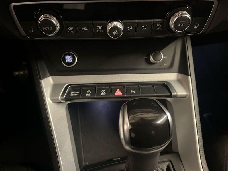 Audi Q3 40 TFSI quattro S tronic S line edition